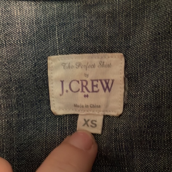 Jcrew Chambray ‘The Perfect Shirt’ Size XS - Picture 3 of 3